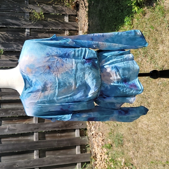 M T S blouse size large - Picture 7 of 9